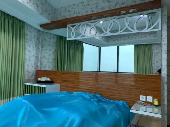 disewakan apartemen the peak residence TP5 3BR Private Lift