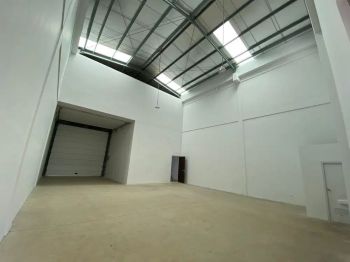 Pergudangan Untuk Usaha dan Industri Griya Idola di Cikupa