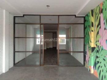 Ruko bagus di Kemang raya jakarta selatan