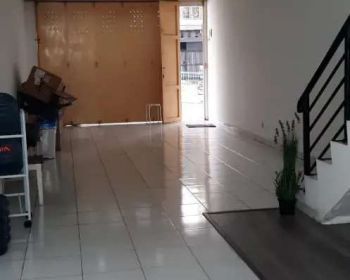 Ruko 3 lantai siap pakai di dekat talaga bodas lodaya