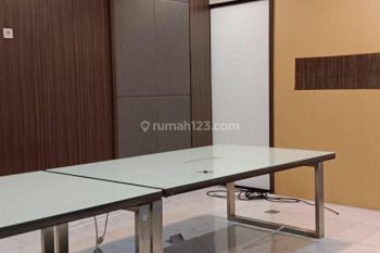 Ruang Kantor di Tamansari Parama Kebon Sirih