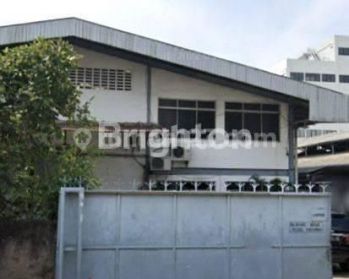 GUDANG KAPUK KAMAL MUARA