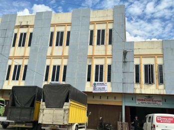 Dijual Ruko Kosong 3 Lantai di Jl. Air Hitam Pekanbaru