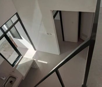 Rumah mewah terasa di pondok indah