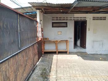 Disewakan Bangunan Strategis(Bisa Diubah Menjadi Kantor/Ruko/Gudang)