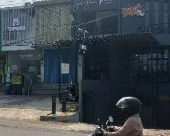 Ruko Strategis Ramai Jl. Akses UI Kelapa 2 Harga All-in Terima Beres