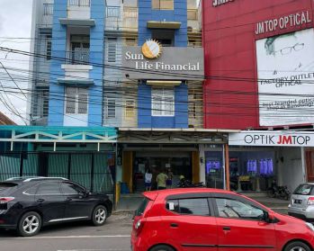 SEWA / KONTRAK Ruko 3 Lantai Siap Pakai dekat Hotel Mercure Alun Alun
