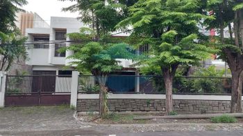 Raya Dharmahusada Indah deretan BCA