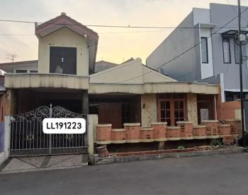 Rumah di boulevard utama Perumahan Pondok Cibubur