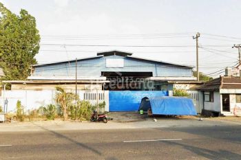 Gudang di Jalan Raya Solo Sragen, Karanganyar Si Me Vn 5798