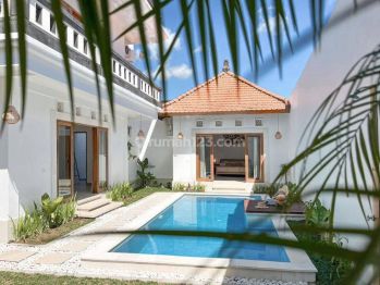 Newly Renovated 3 Bedrrom Villa In Kerobokan Ls