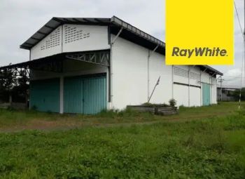 Gudang Dijalan Raya Gantang Baru Gresik