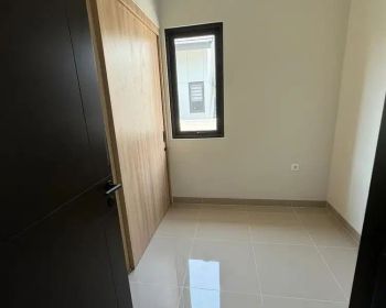 Disewakan : Rumah Baru Summarecon Bandung - Cluster Flora