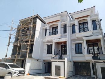 RUMAH MEWAH SIAP PINDAH DI JUAL MURAH YANG PENTING BERKAH