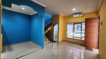 Rumah Kedaton BSB City Mijen Dekat Hilago, Beranda Bali