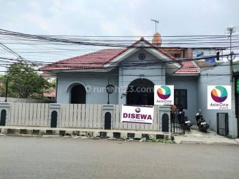 Rumah Bagus Unfurnished SHM di Pulosirih Galaxy, Bekasi