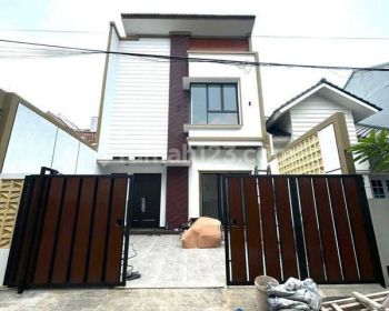 Rumah Baru Bagus Siap Huni di BSD Nusa Loka