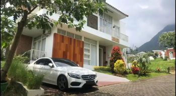 Villa Amarta, Belakang Hotel Amarta Hills, Batu Malang