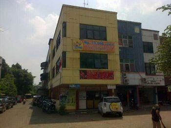 RUKO HOEK / HUK 3 lantai