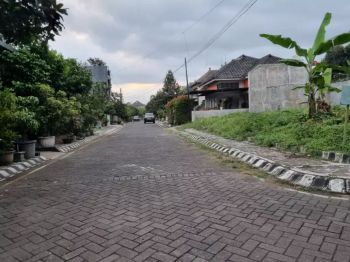 Tanah lebar 10,5m di Cluster Eksklusif Tlogomas, One Gate System