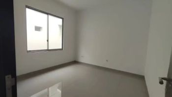 Disewakan rumah golf island cluster bagus