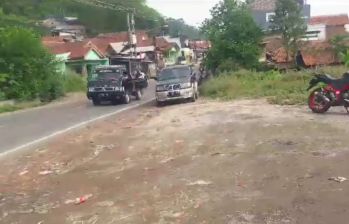 MURAH TANAH DARAT JL.RAYA CIPATIK