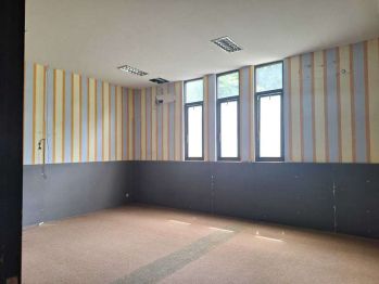 Gedung Luas di Teuku Umar Barat Denpasar