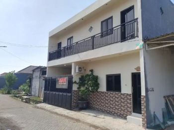 Gudang Medokan Sawah Timur Siap Baru Renov Strategis Truk Bisa masuk