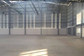 Disewakan Gudang Strategis Di Holis