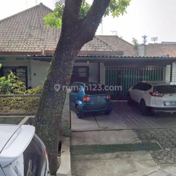 Rumah Asri Di Pusat Kota Bandung Sayap Jalan Riau