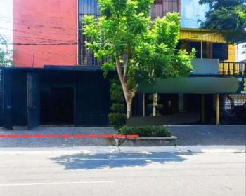 Ruko luas 4 lantai lokasi strategis di Solo