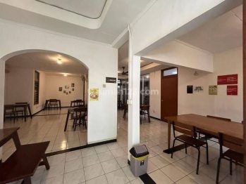 Disewa Rumah/ Ruang Usaha di Sayap Turangga 270 m²