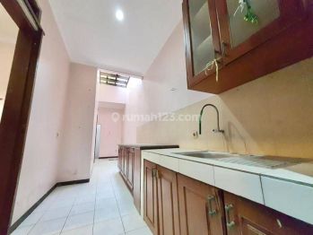 Rumah di Bawah Harga Pasar 3m an di Batununggal Indah