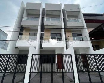 Dhyana Rumah Baru Uk 4.33x20m Hadap Selatan di Komplek Kavpolri