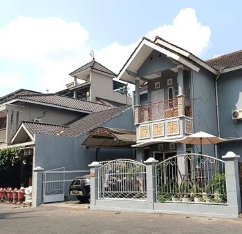 Dijual rumah mewah 2lt diperumahan elite