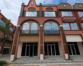 DIJUAL RUKO LA RIVIERA VIRAL PIK 2 HARGA 4,5M NETT! TERMURAH!