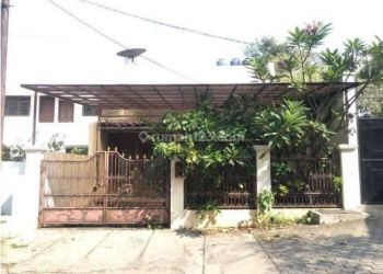 Rumah Strategis Lantai 1 di Tomang Jakarta Barat