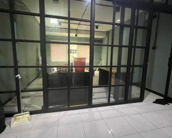 Ruko 3 lantai samping stasiun MRT blok A