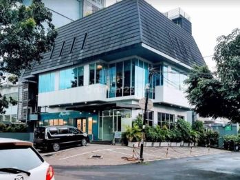 Gedung Kantor di Kebayoran Baru, Jakarta Selatan