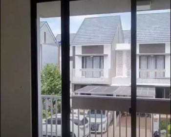 Disewa Rumah 2 Lantai Terawat Nyaman di Cluster Cynthia Summarecon