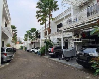 Rumah Siap Huni Dlm Cluster Di Lebak Bulus Jakarta Selatan Dekat Mrt