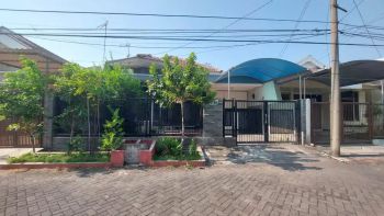 Jual Rumah Manyar Kertoadi