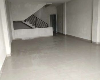 Di jual ruko 4,5 lantai di Menteng Tebet Jakarta selatan