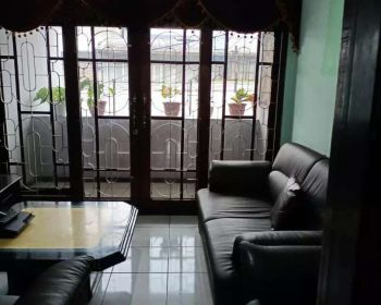 Rumah Untuk Ruang Usaha