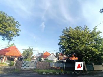 Jual Komersial Area Raya imam Bonjol dekat Pandegiling Darmo Kartini