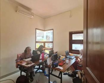 Rumah bagus siap pakai di cluster elite colomadu solo