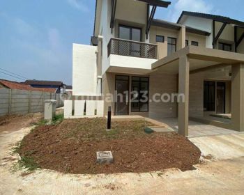 Disewakan rumah baru , banyak fasilitas di Podomoropark Bandung