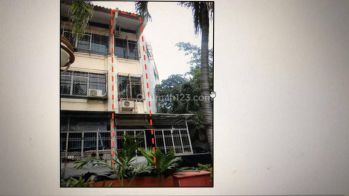 Ruko Hoek 4.5 lantai di Jayakarta
Posisi tanah ngantong (besar di dalam)