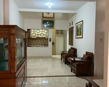 Dijual Rumah 2 lantai Siap Huni Di Margacinta-Ciwastra