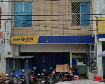 Ruang usaha eks bank di depan pasar gede solo